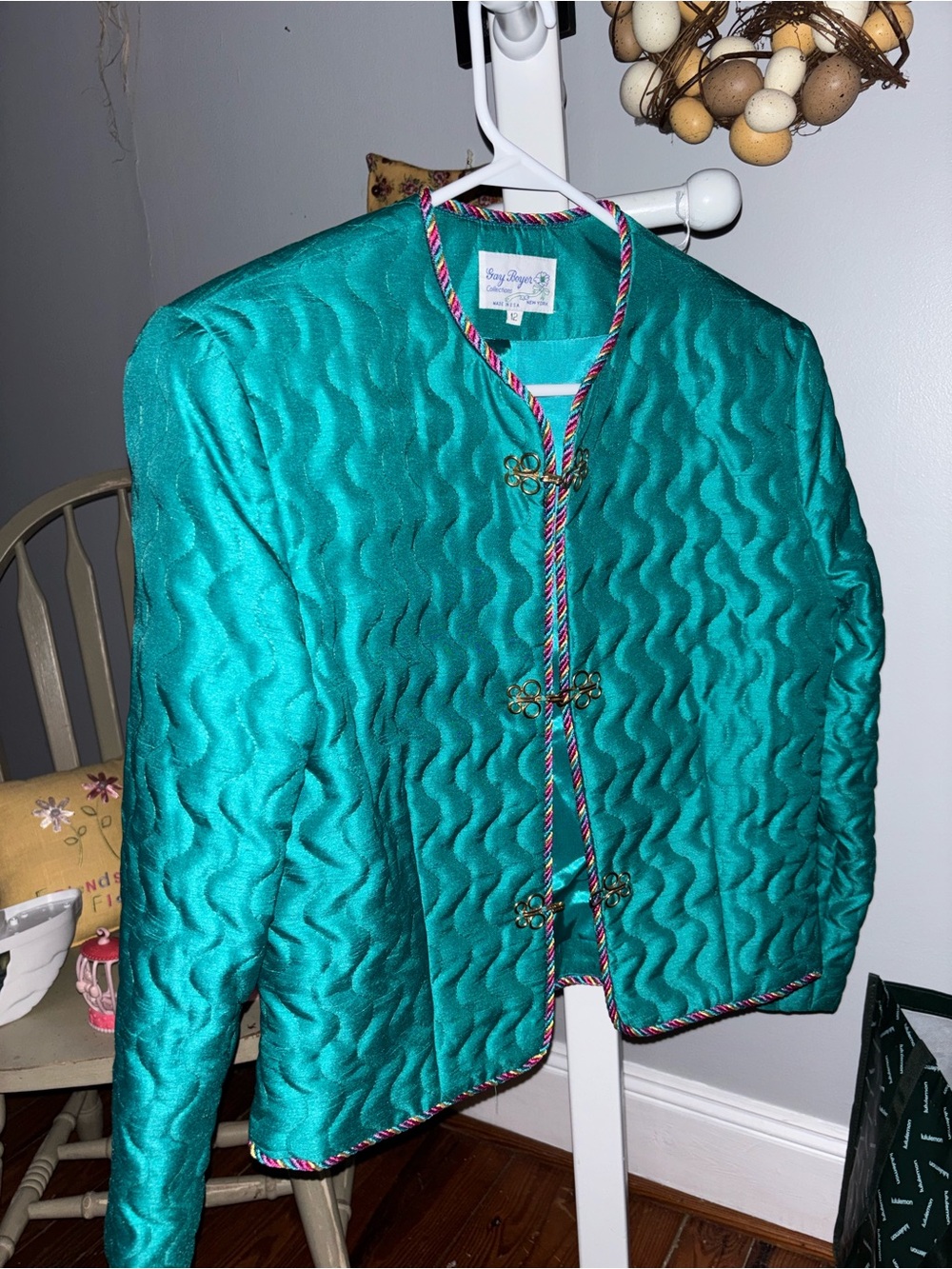 Gay Boyer Sz 12 Mandarin vintage -Style Jacket with Decorative Frog Closures